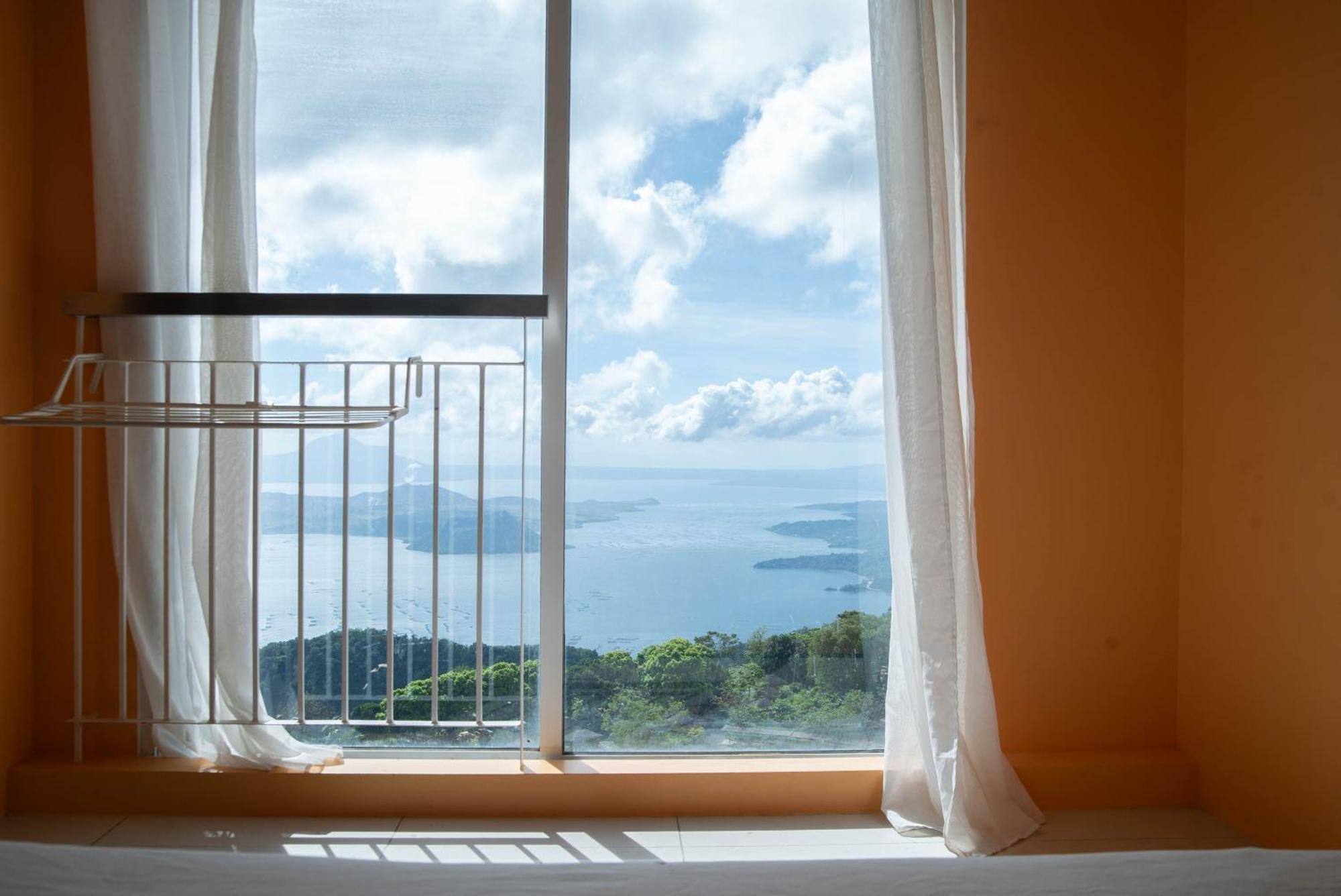 Wind Residences For Rent - Luiice Tagaytay City Bagian luar foto